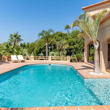 Auriga Villa *